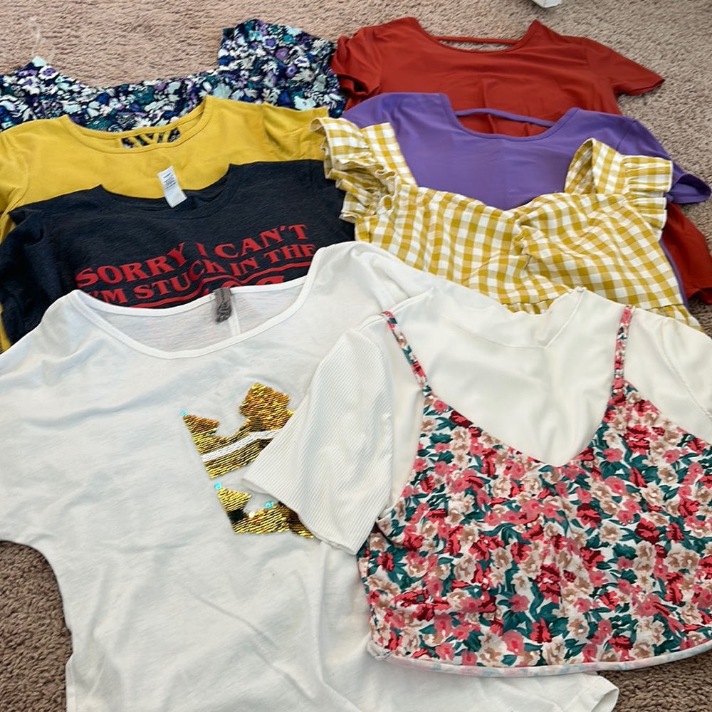 SOLD Girls Tops Bundle 14/16